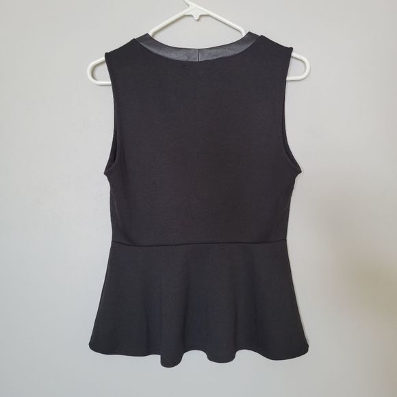 Black Empire Waist Tank Top Women's Medium - Picture 7 of 10